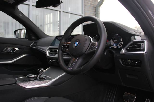 2020 BMW 3 Series 2.0 330e 12kWh M Sport Touring Auto Euro 6 (s/s) 5dr