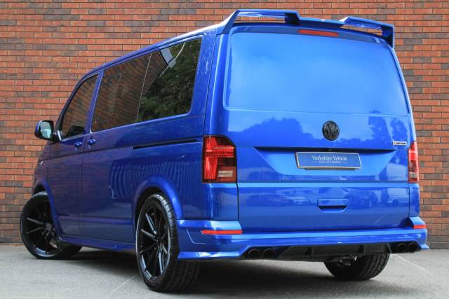 2021 Volkswagen Transporter 2.0 BiTDI T32 Highline Crew Van DSG 4Motion SWB Euro 6 (s/s) 5dr