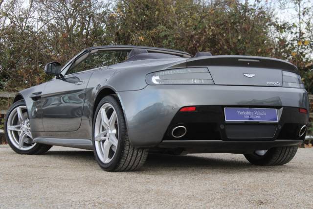 2017 Aston Martin Vantage 4.7 V8 S Roadster Sportshift Euro 6 2dr