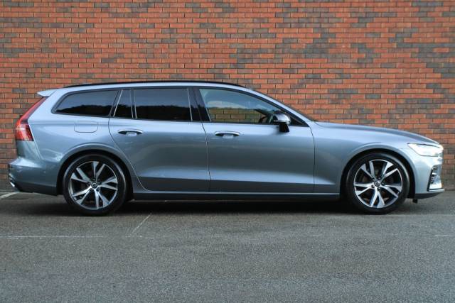 2021 Volvo V60 2.0 B4 MHEV R-Design Auto Euro 6 (s/s) 5dr