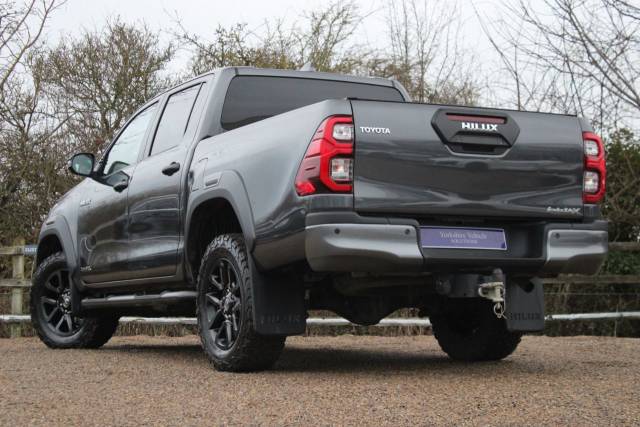 2023 Toyota Hilux 2.8 D-4D Invincible X Auto 4WD Euro 6 (s/s) 4dr